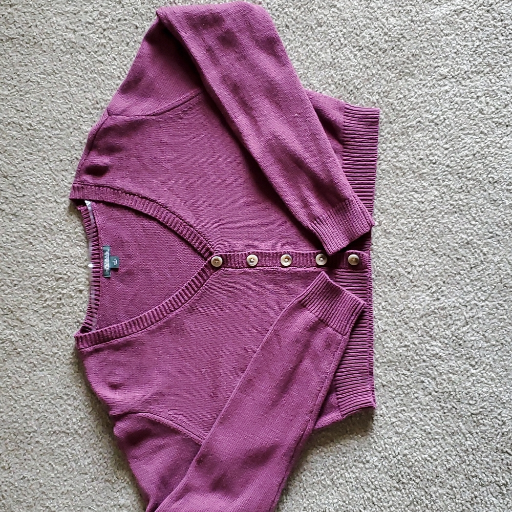Wild fable cropped cardigan size S